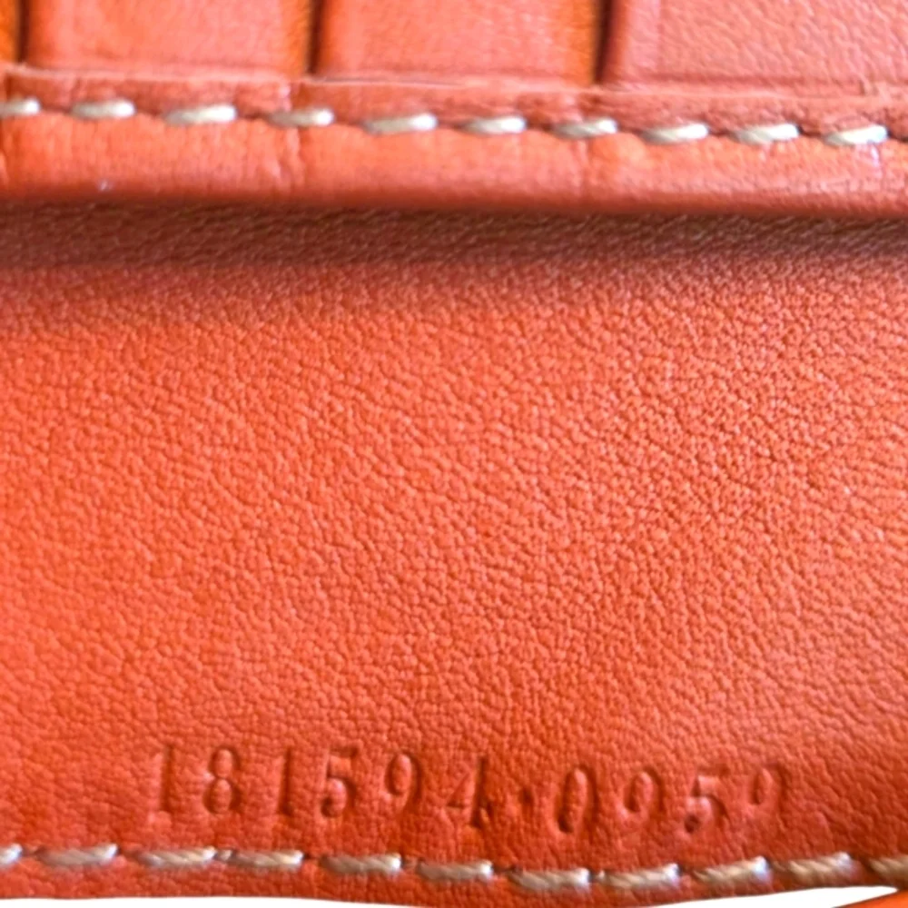 Vintage Gucci Diamante Canvas Bifold Wallet - Rust Leather Trim & GG Emblem - Picture 5 of 16